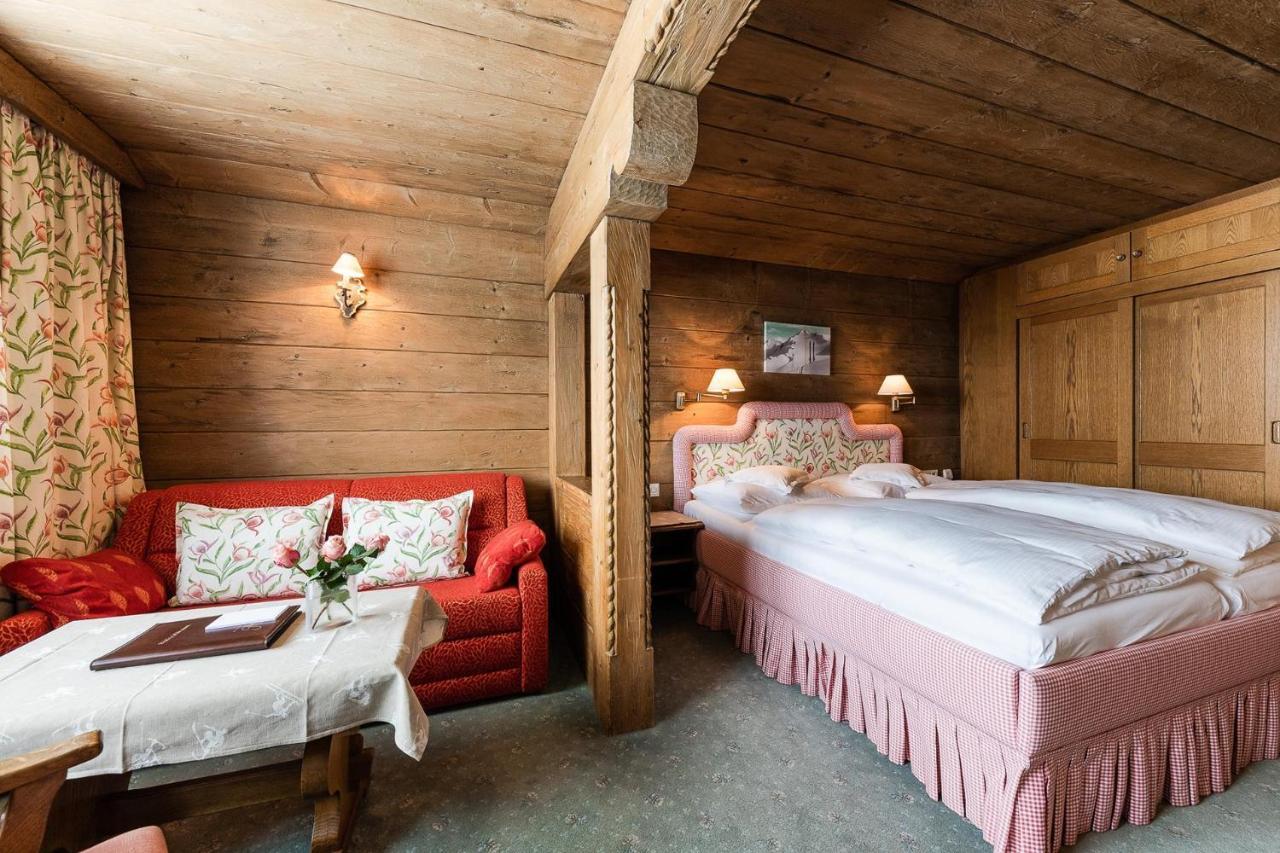 Bed & Breakfast Hotel Guggis Zürs Exterior foto